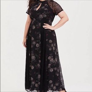 Black floral lacy chiffon dress